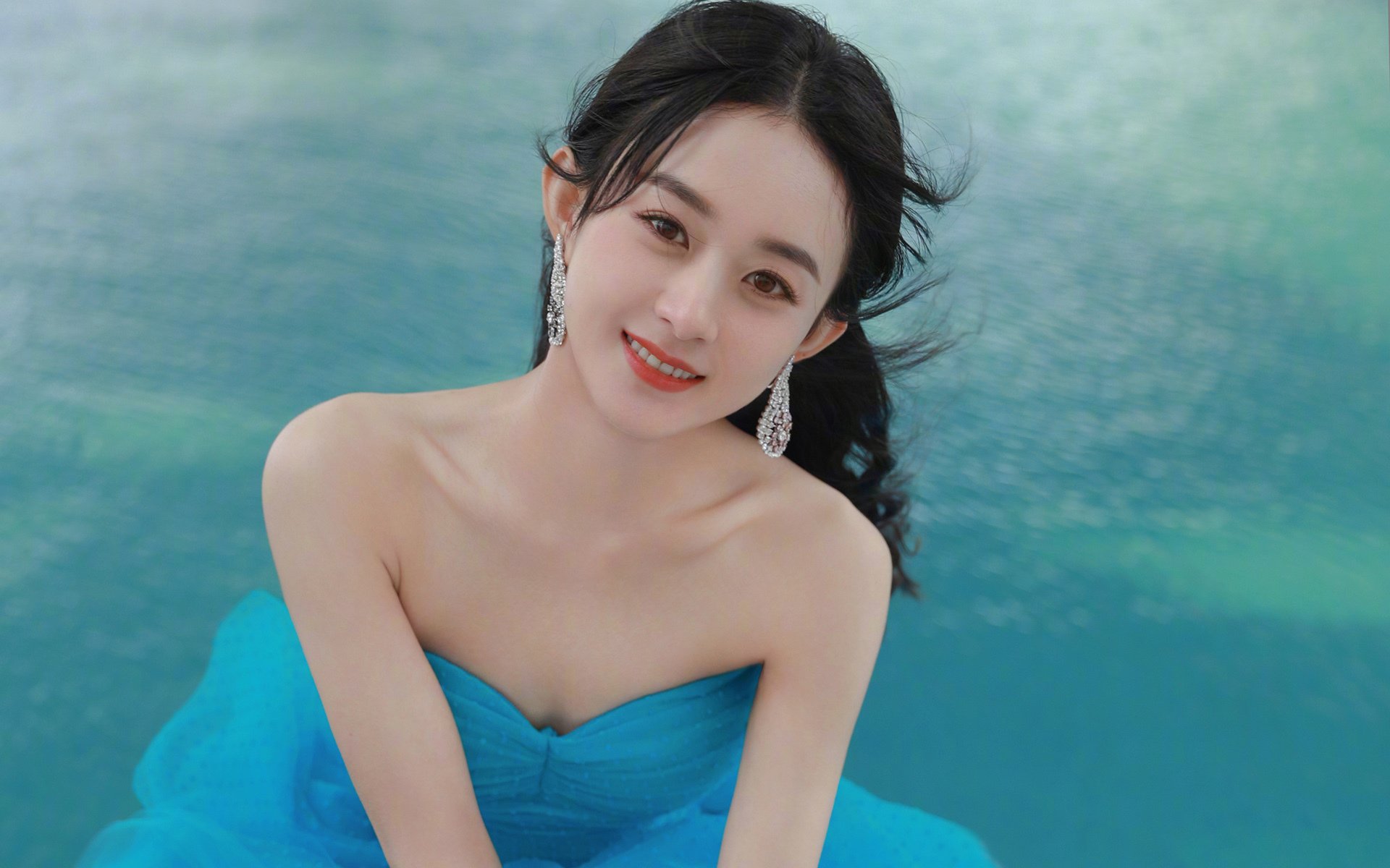 广州曾为足球强市如今面临重建与传承考验,广州足球俱乐部官方网站