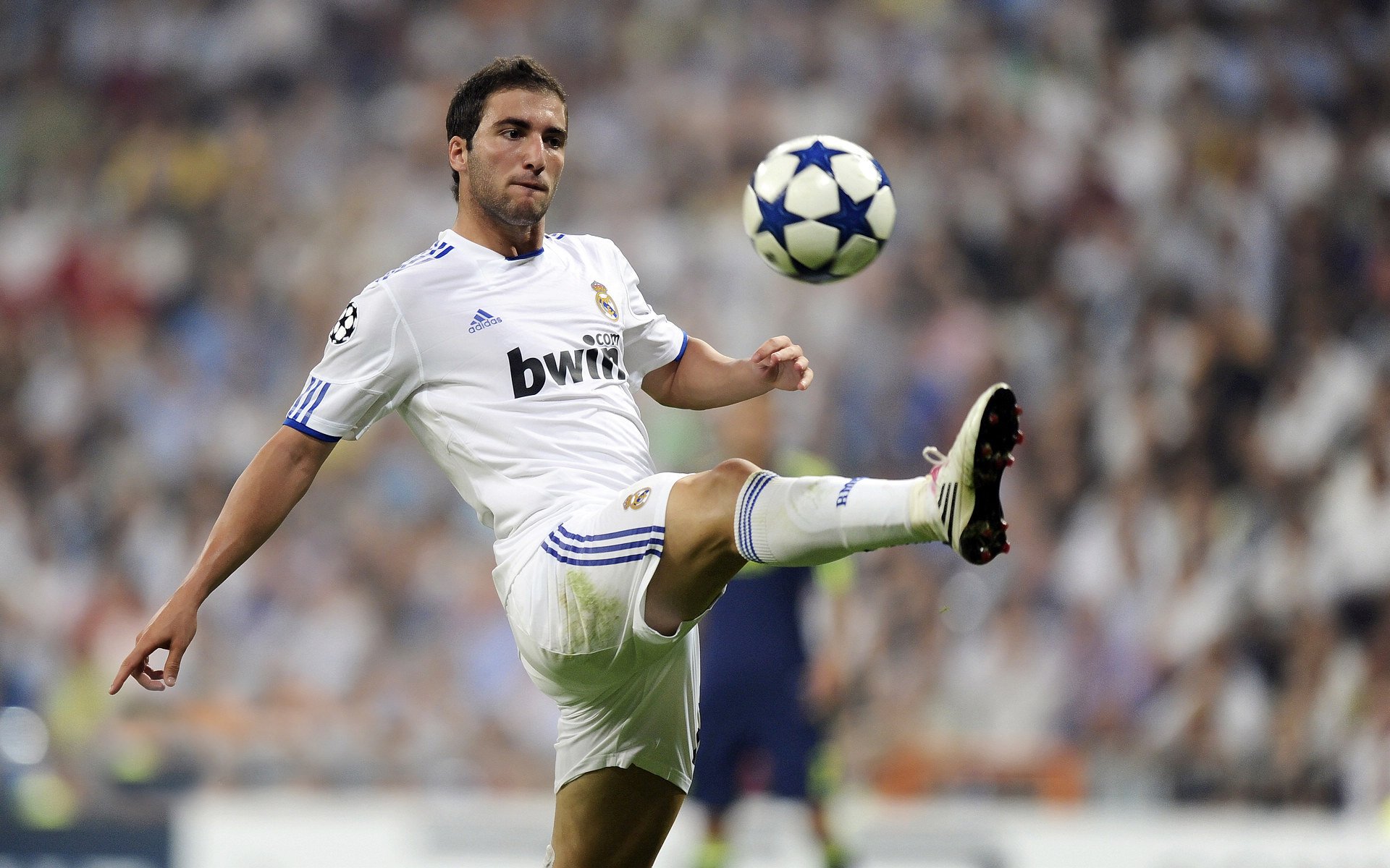 欧冠小组赛：米兰客场击败萨格勒布 欧战硬仗气质回归